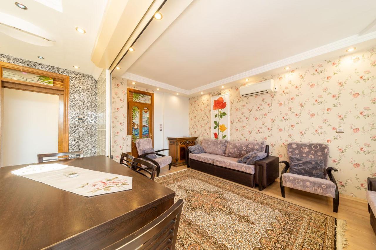 Lovely Flat With Sea View Near Beach In Muratpasa Antália Exterior foto